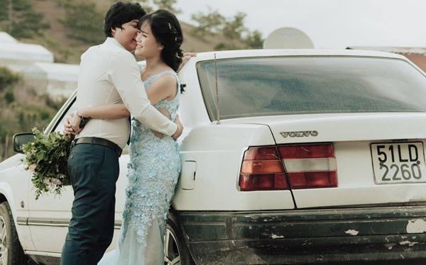 Khăng khăng đòi đi tu từ nhỏ, cô nàng 9x gây sốc khi cưới chàng trai yêu qua… điện thoại